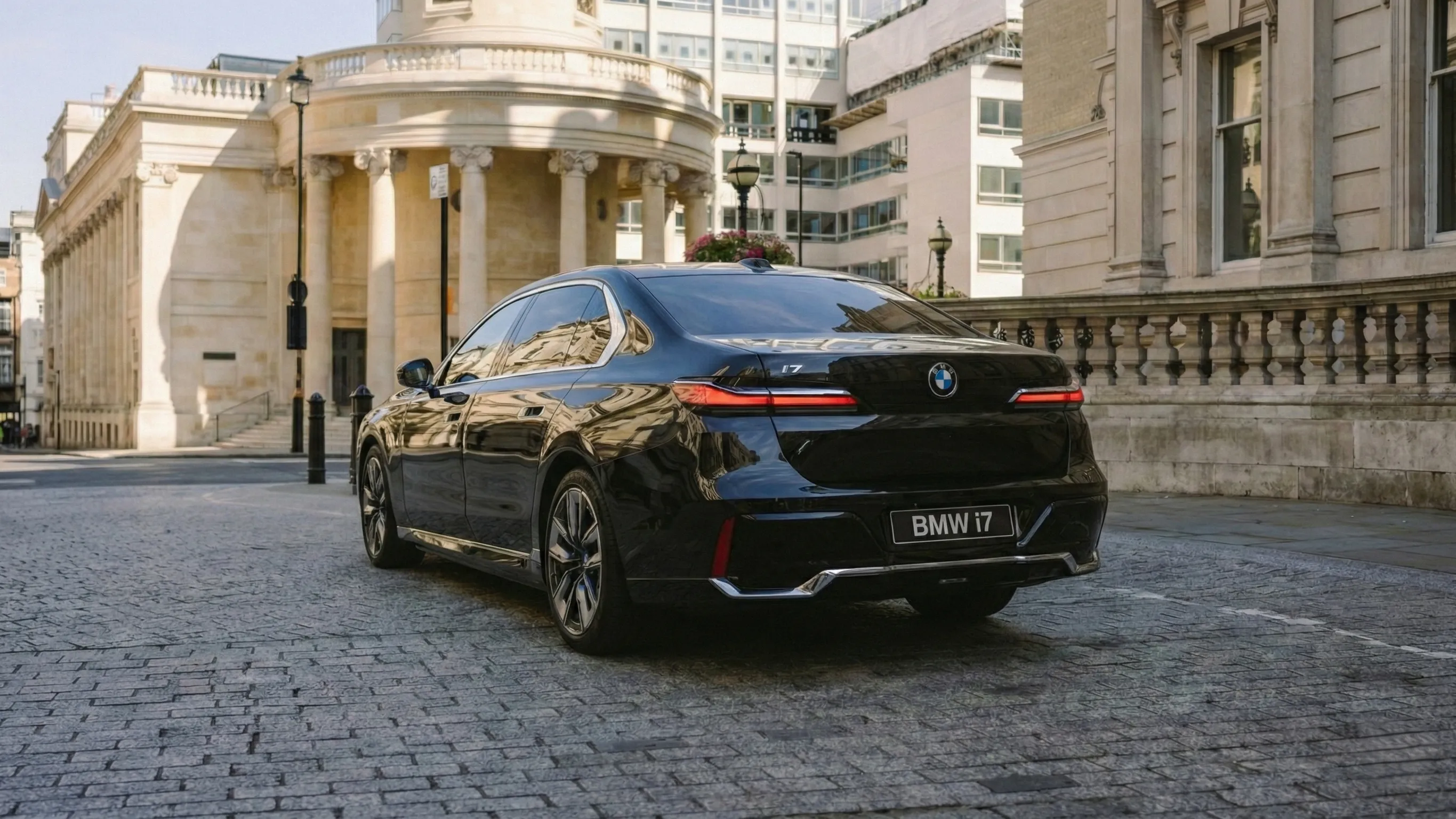 BMW i7 - 4